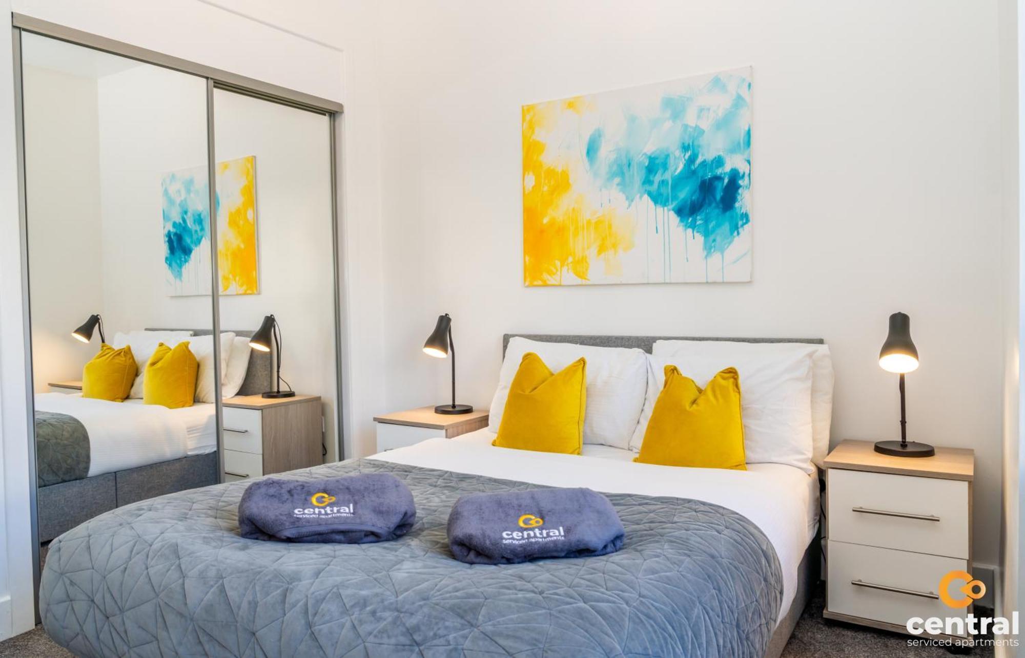 Central Serviced Apartments - 2 Bedroom - Free Street Parking - Fast Wifi - Smart Tvs In All Rooms - Ground Level - Family Neighbourhood - 3 X Double Beds - Heating 24-7 - Trade Stays - Weekly & Monthly Offers Dundee Kültér fotó