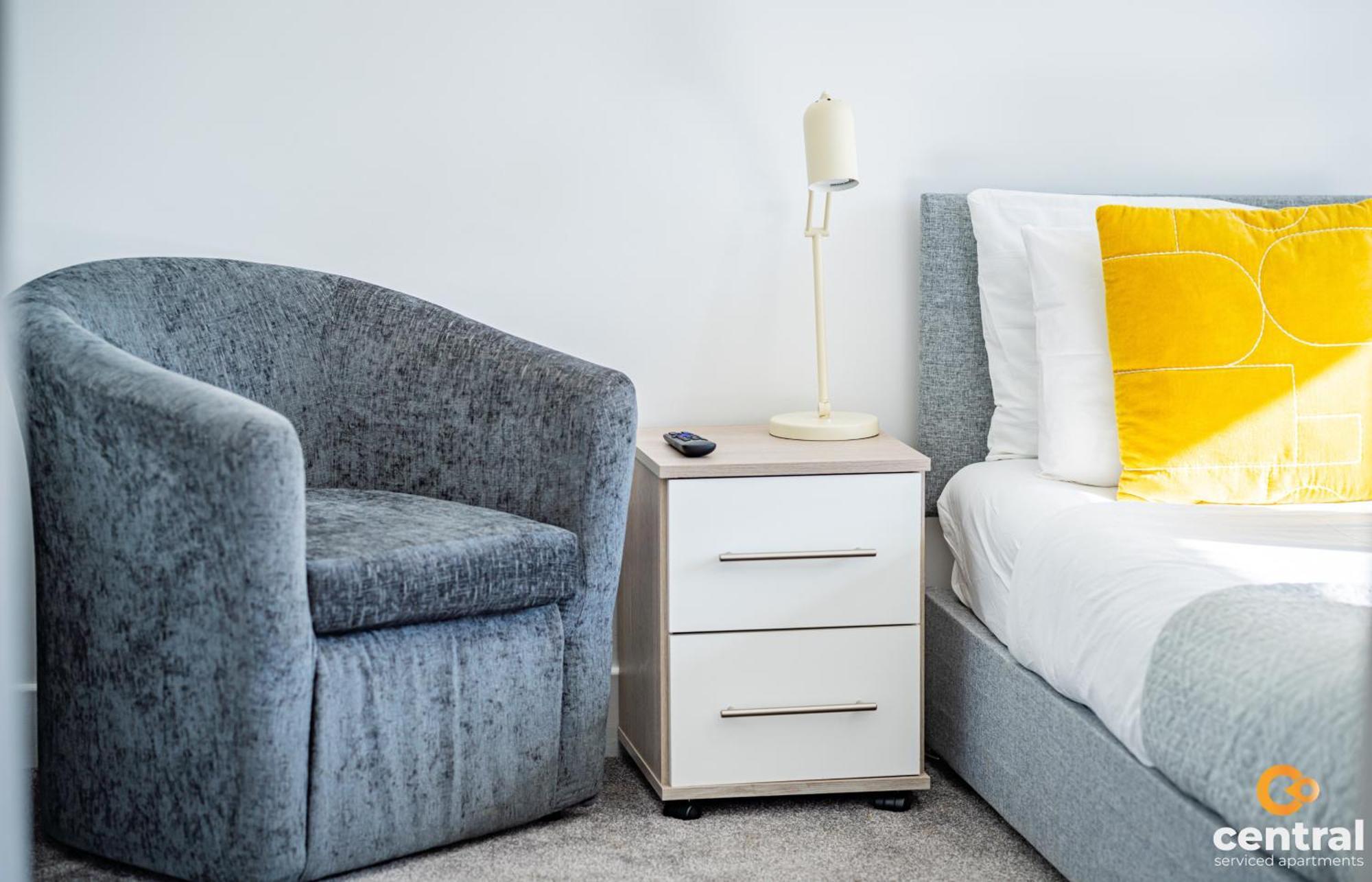 Central Serviced Apartments - 2 Bedroom - Free Street Parking - Fast Wifi - Smart Tvs In All Rooms - Ground Level - Family Neighbourhood - 3 X Double Beds - Heating 24-7 - Trade Stays - Weekly & Monthly Offers Dundee Kültér fotó